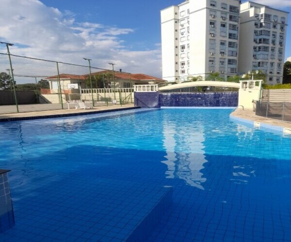 piscina600